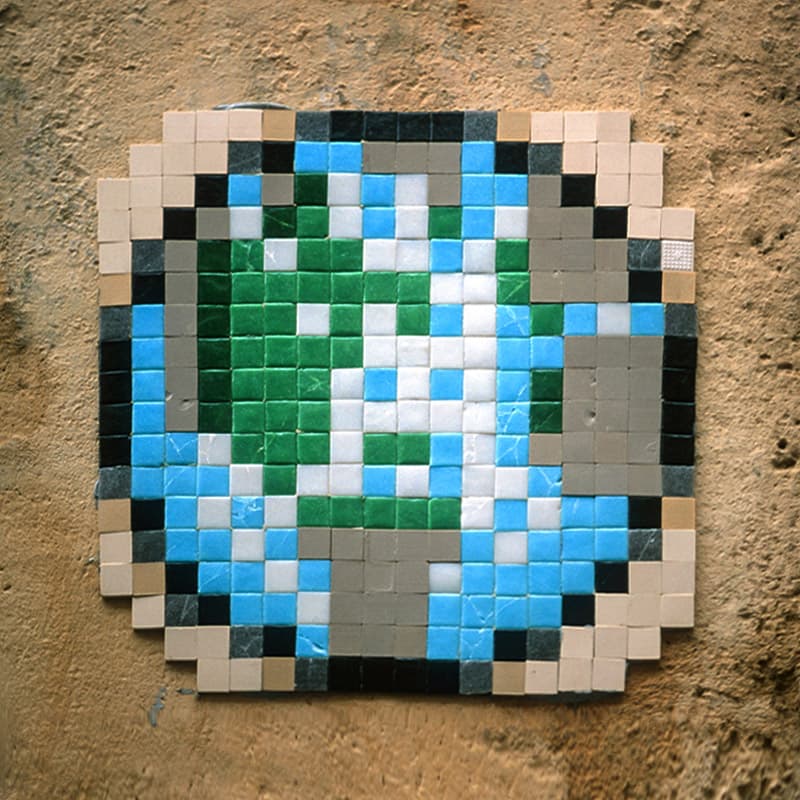 Invader PA_295