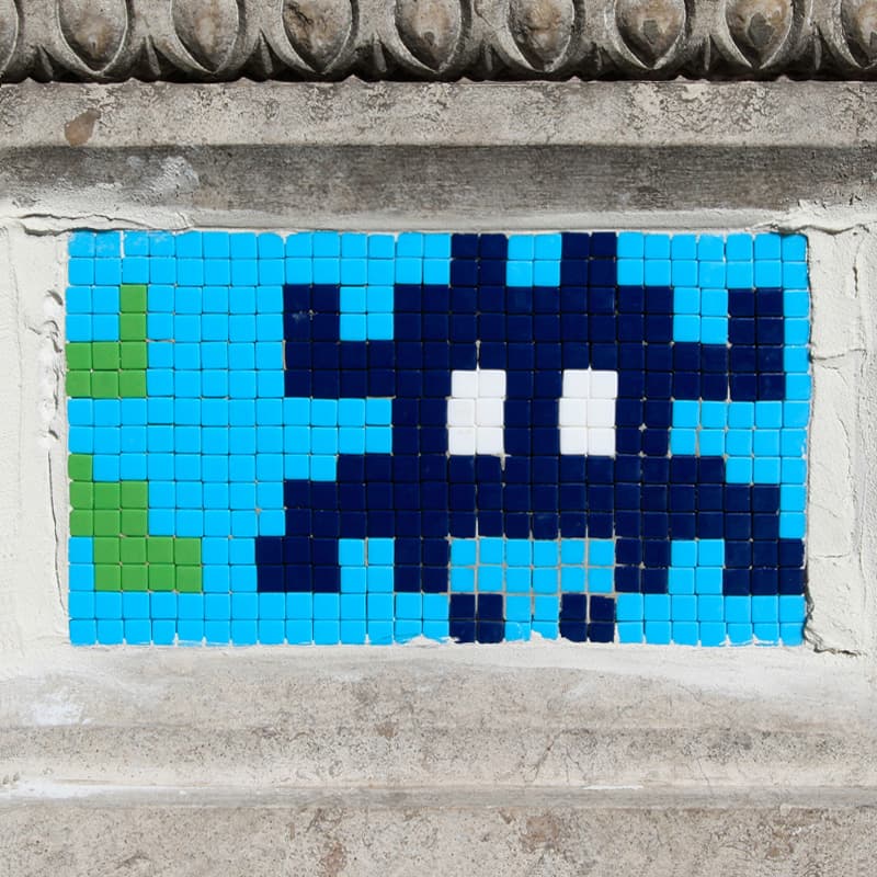 Invader PA_975