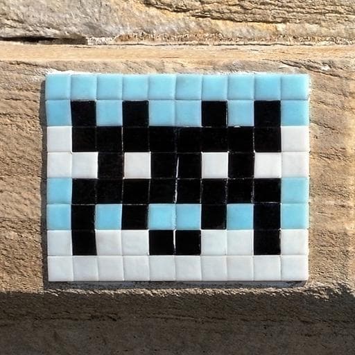 Invader BTA_24