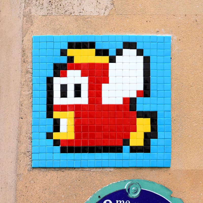 Invader PA_1074