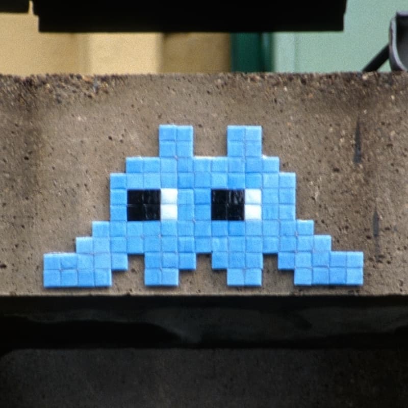 Invader BGK_44
