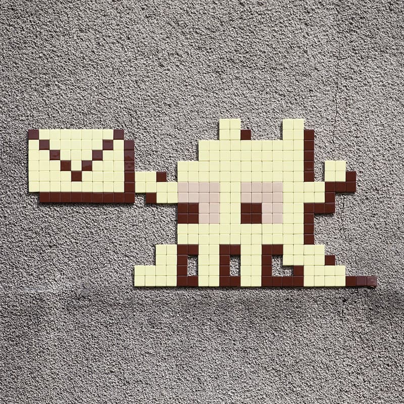 Invader FTBL_25