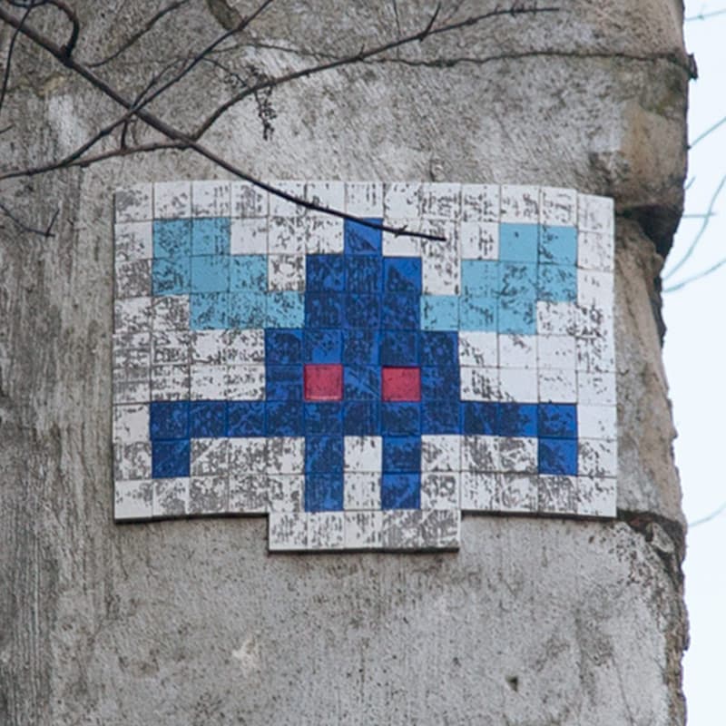 Invader LDN_57