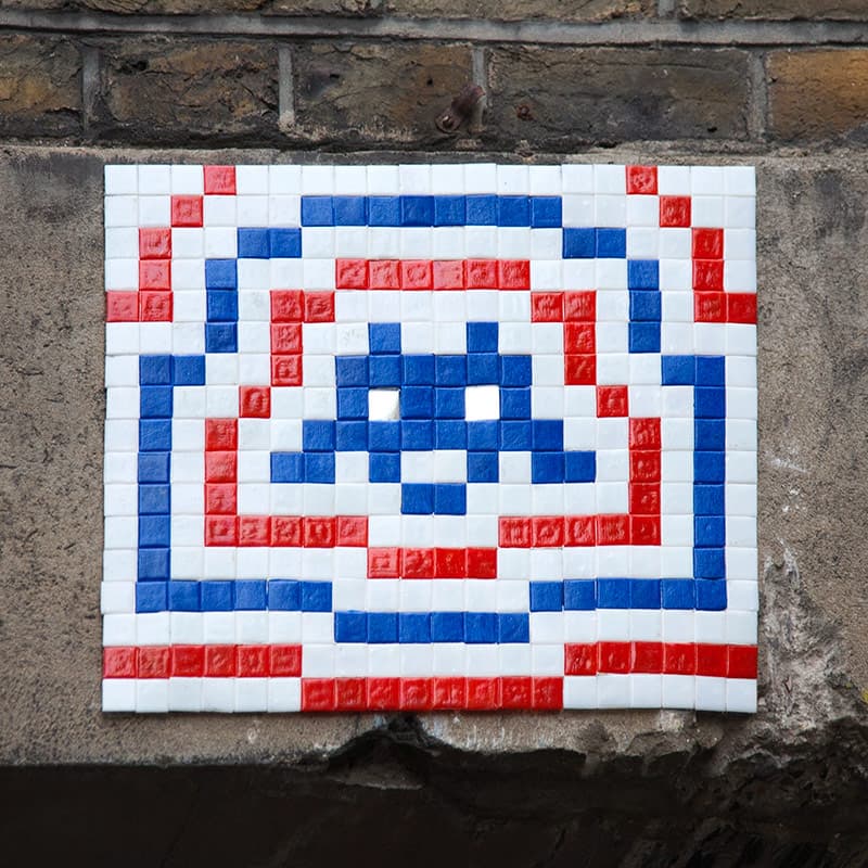 Invader LDN_67