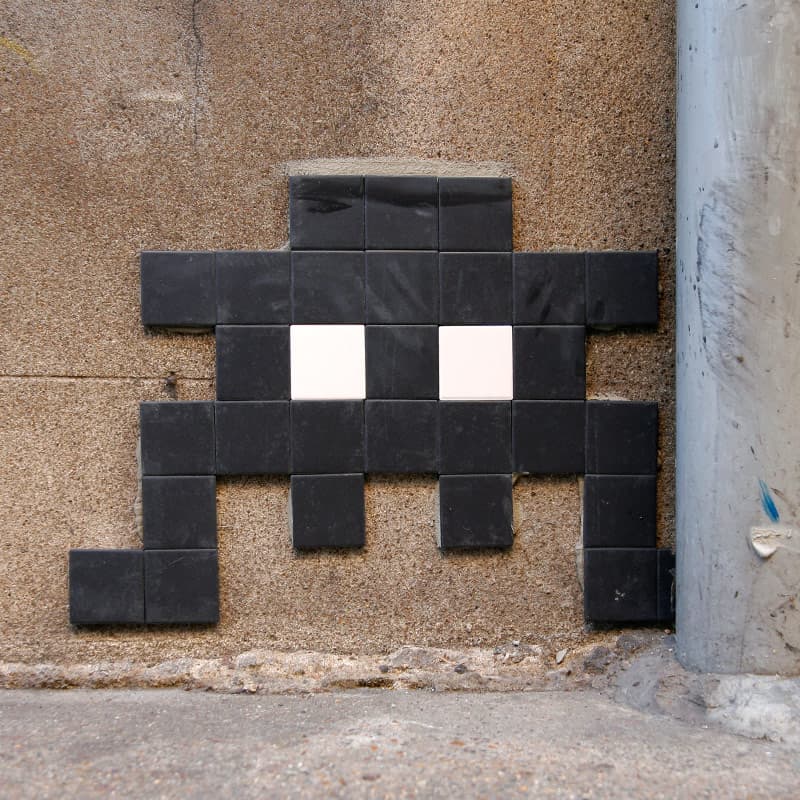 Invader LDN_121