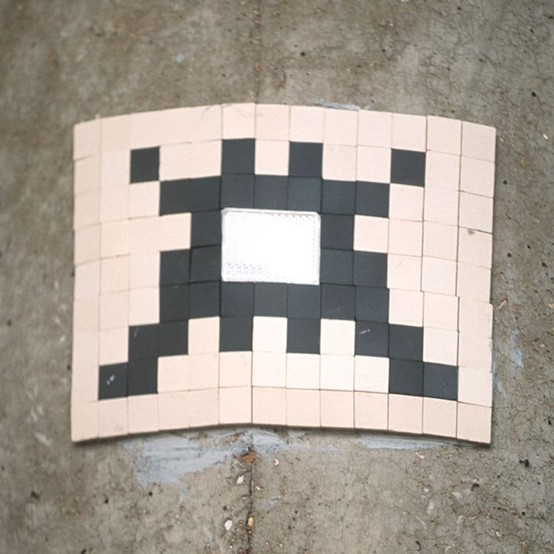 Invader LY_10