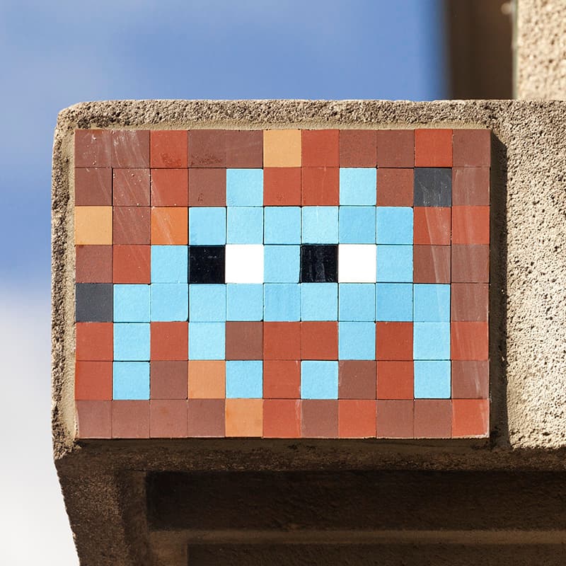 Invader PA_270