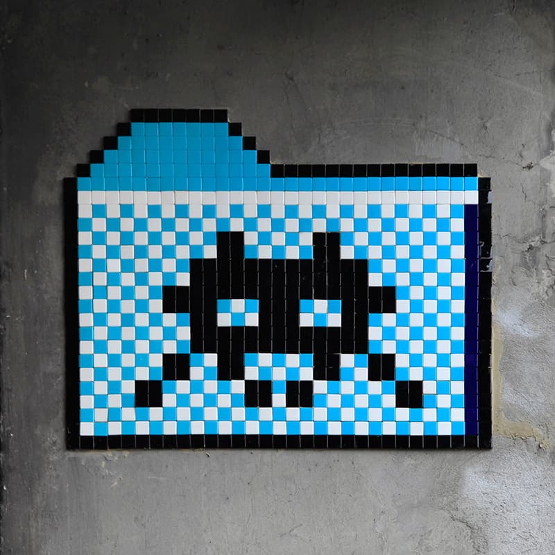 Invader PA_909