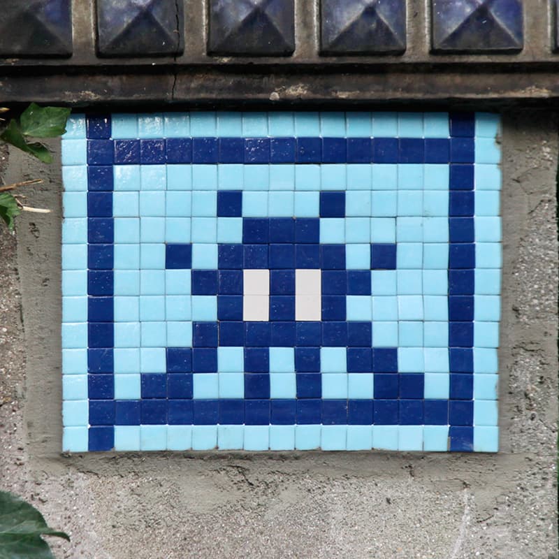 Invader PA_983