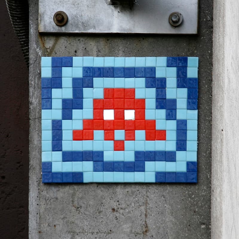 Invader PA_699