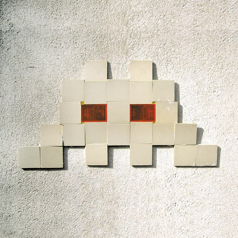 Invader PA_384