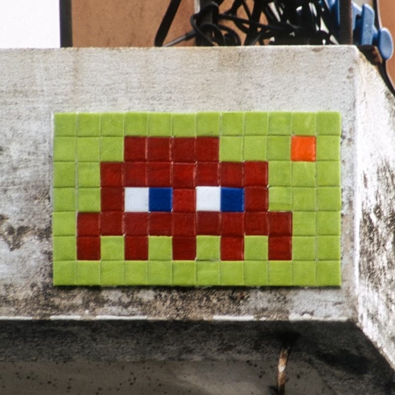 Invader BGK_25