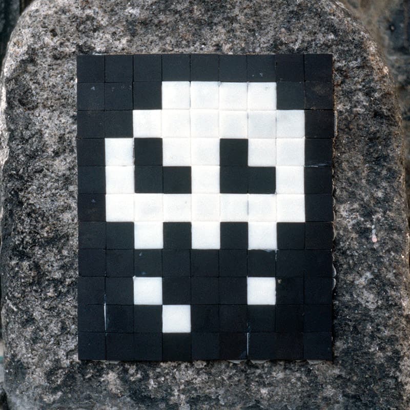 Invader LDN_53