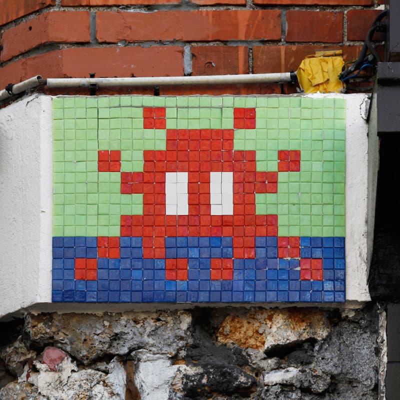 Invader PA_985