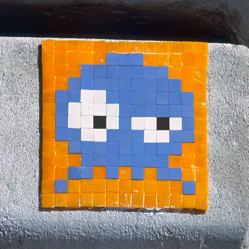 Invader PA_382