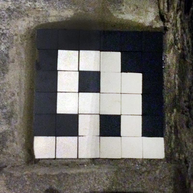 Invader PA_152