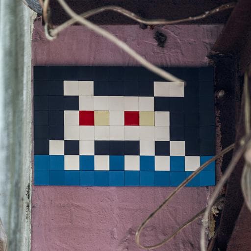 Invader HK_02