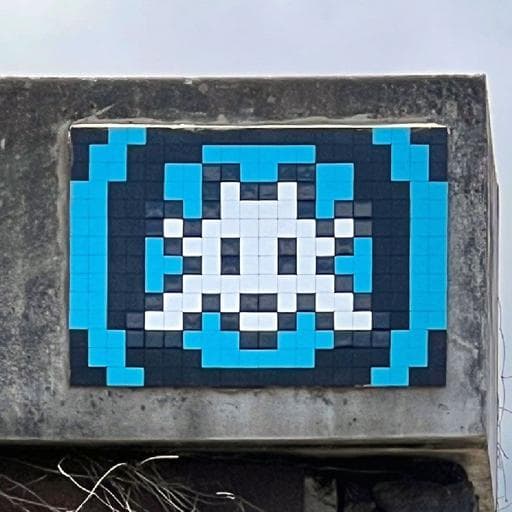 Invader REUN_05