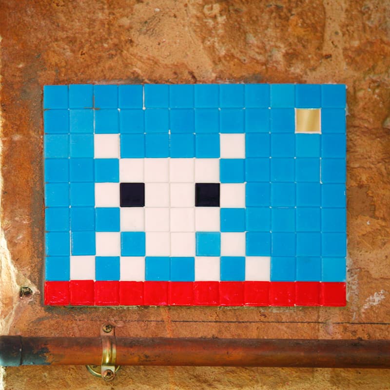 Invader PA_833