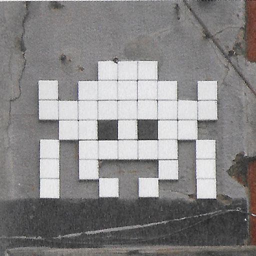 Invader LDN_118