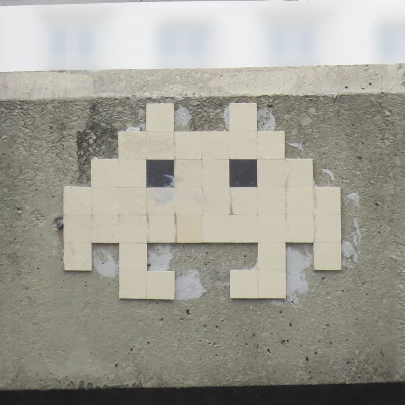Invader PA_104