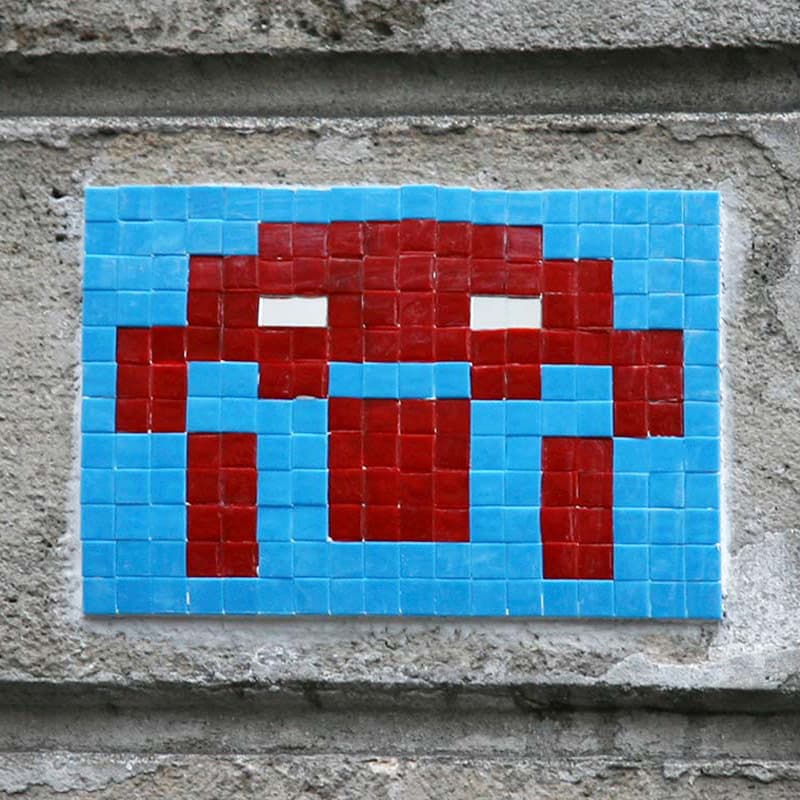 Invader PA_696