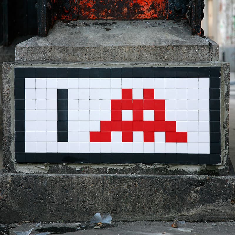 Invader PA_823