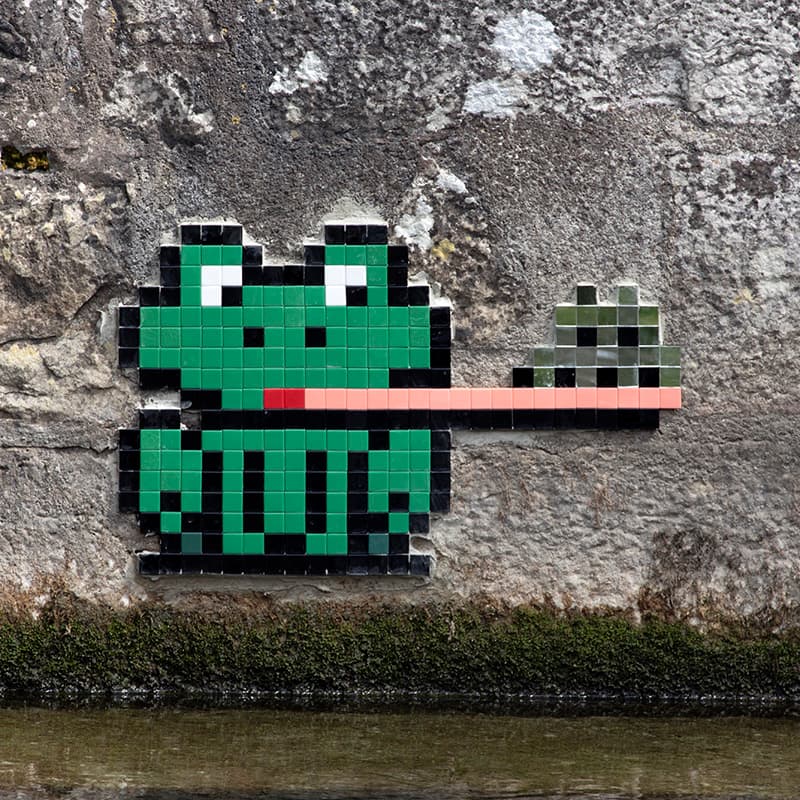 Invader FTBL_46