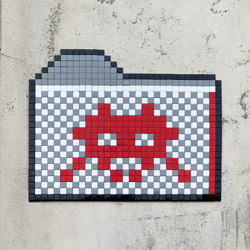 Invader PA_933