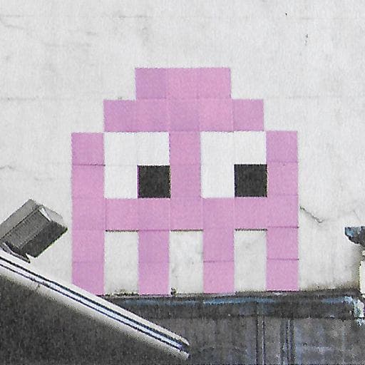 Invader LDN_124