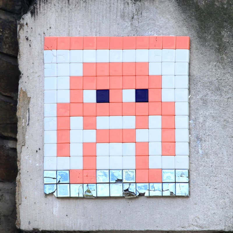 Invader LDN_138