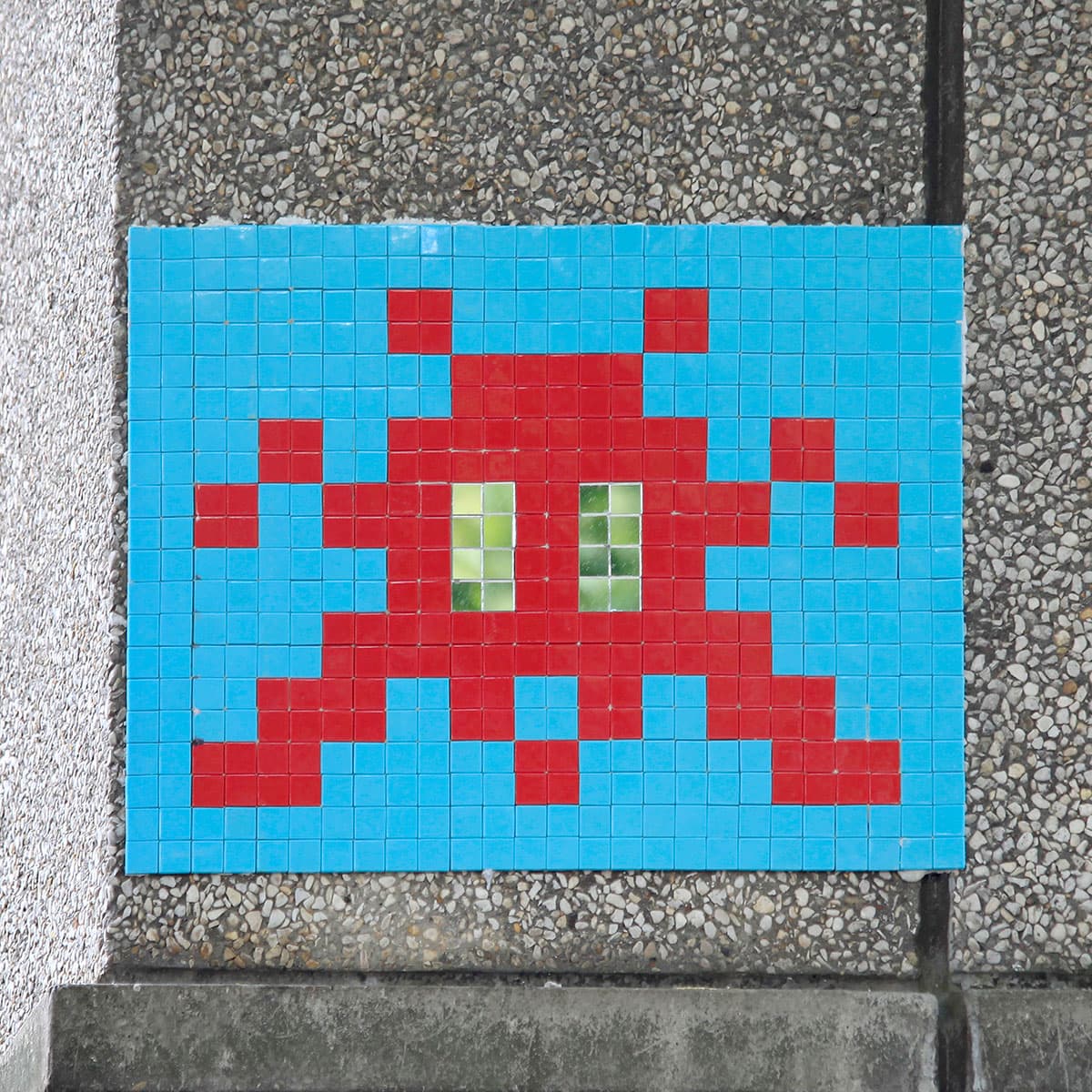 Invader PA_906