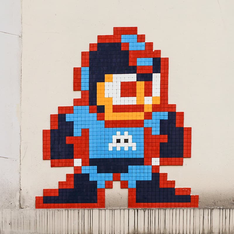 Invader PA_1075