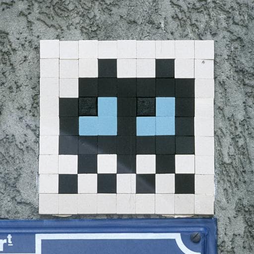 Invader LY_38