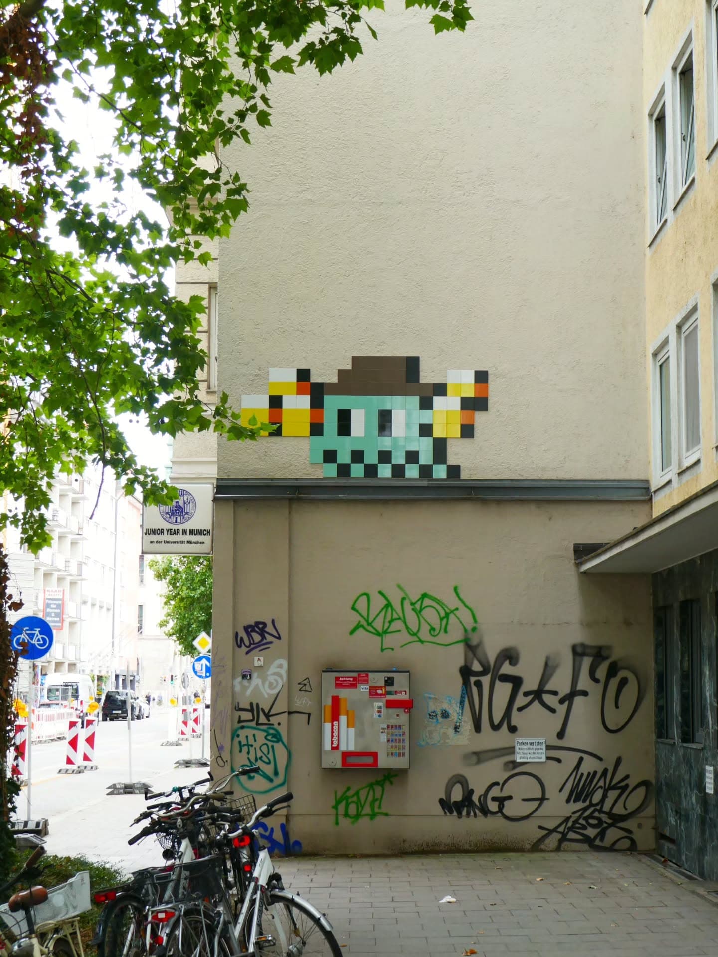Invader MUN_02
