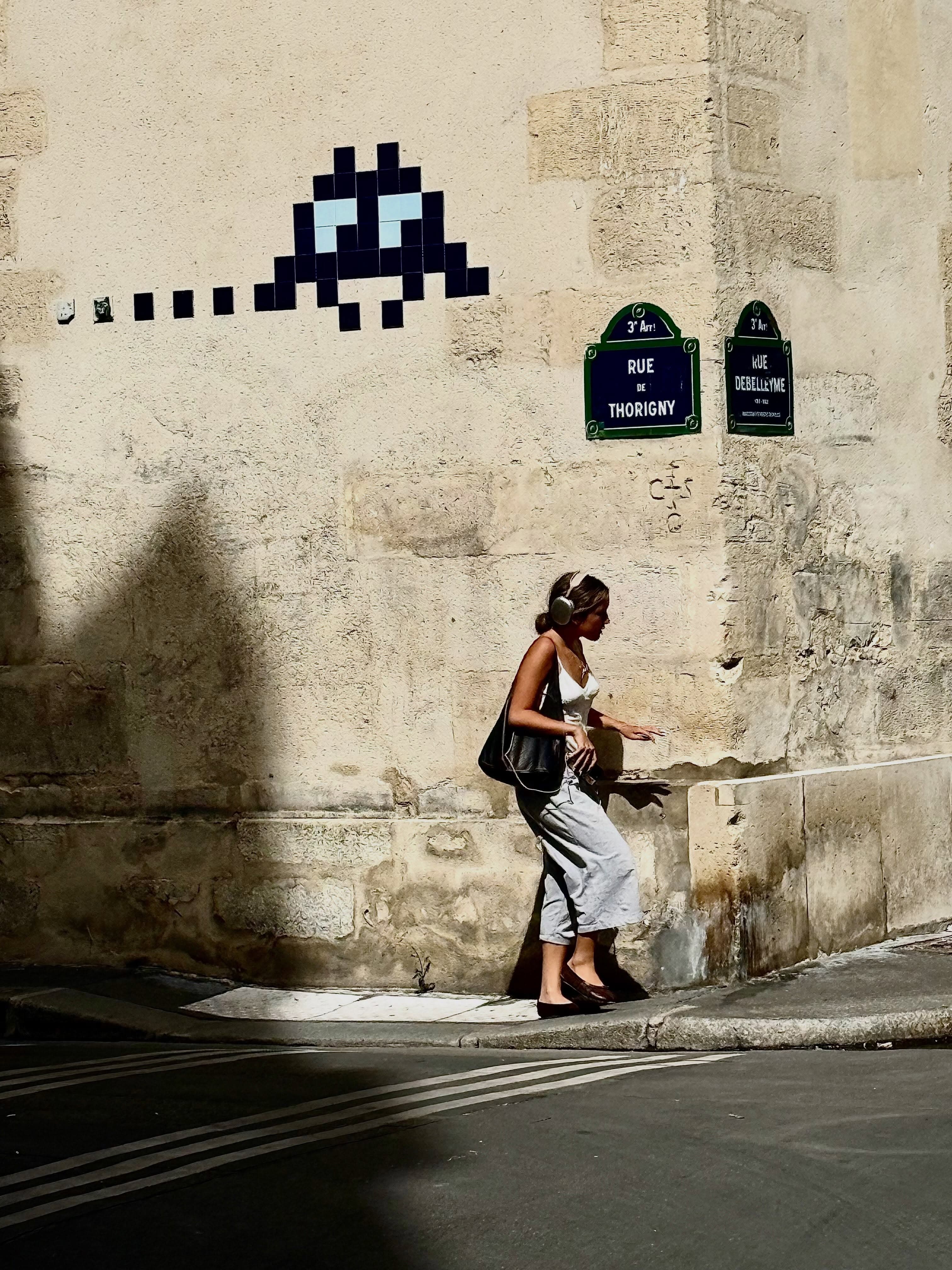 Photo shared by @invaders_vs_thepeople on July 24, 2026 tagging @invaderwashere. .. RUE IIE ፔ ፐሮ THORIGNY ینل‎'‎‎.