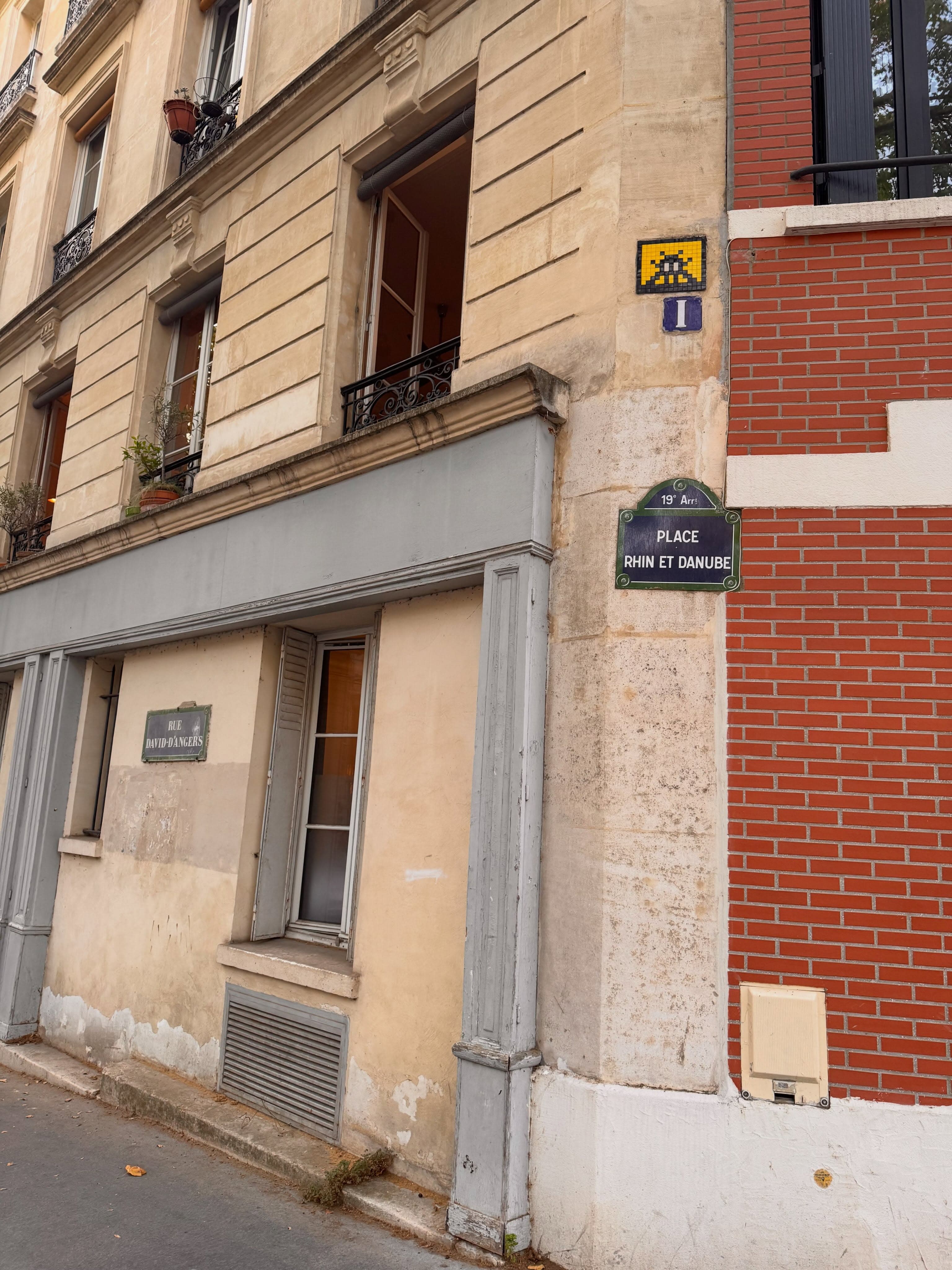 Invader PA_984