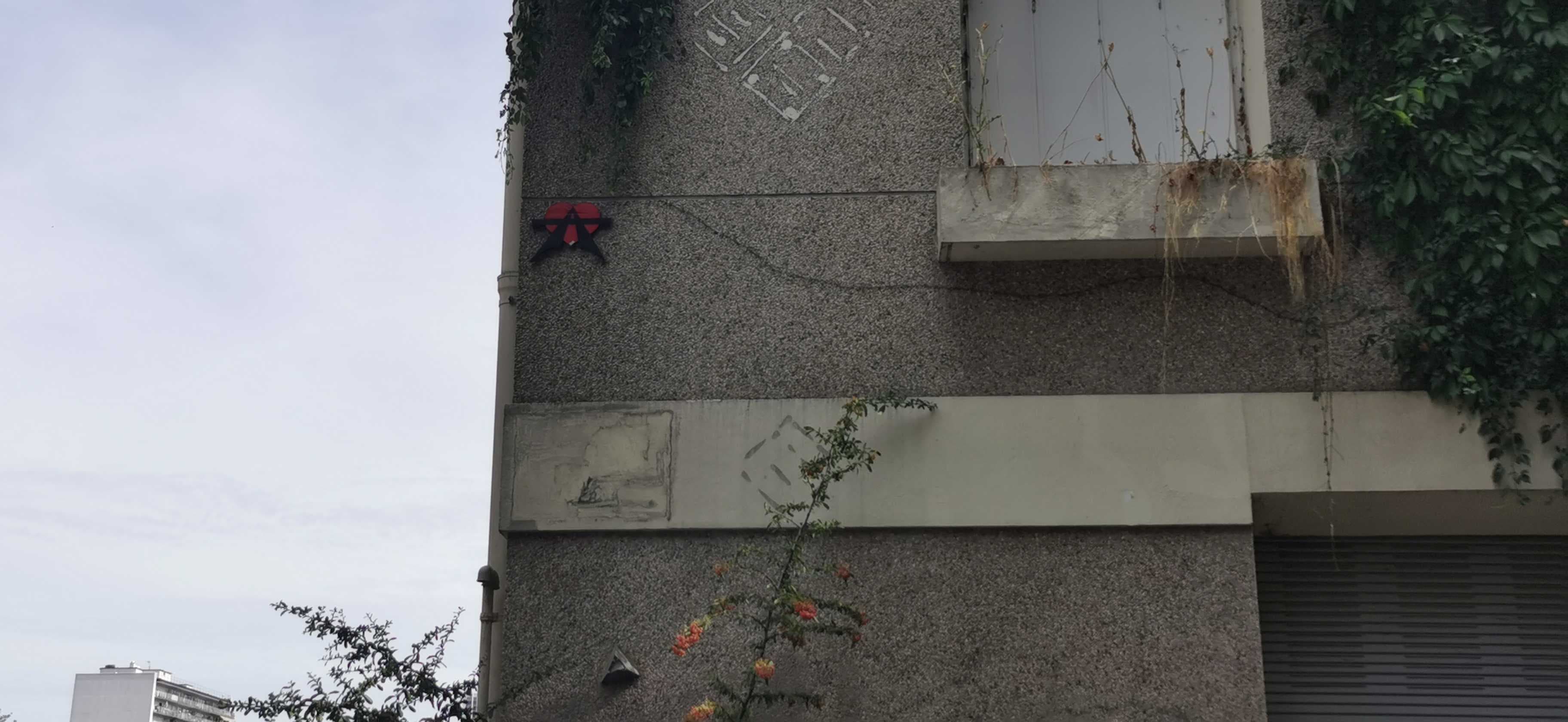 Invader PA_1288 destroyed