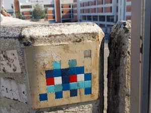 Invader BGK_01