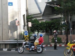 Invader BGK_09