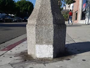Invader LA_17
