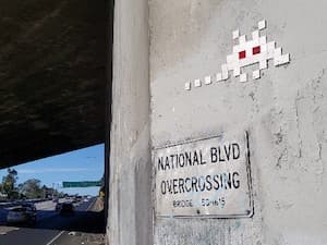 Invader LA_18