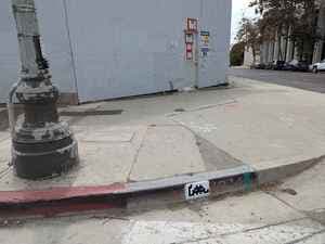 Invader LA_36