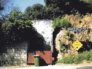 Invader LA_58