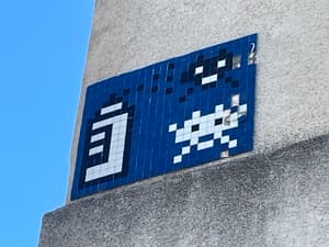 Invader LCT_02