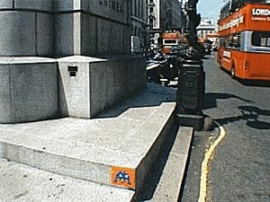 Invader LDN_16