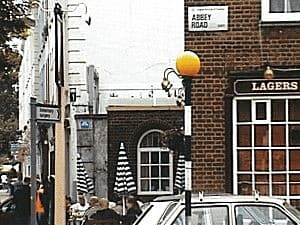 Invader LDN_18