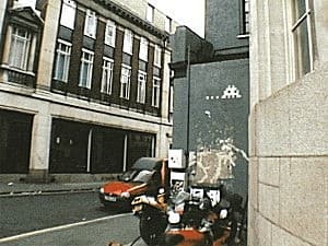 Invader LDN_26