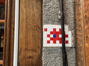 Invader LDN_64