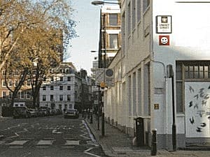 Invader LDN_81